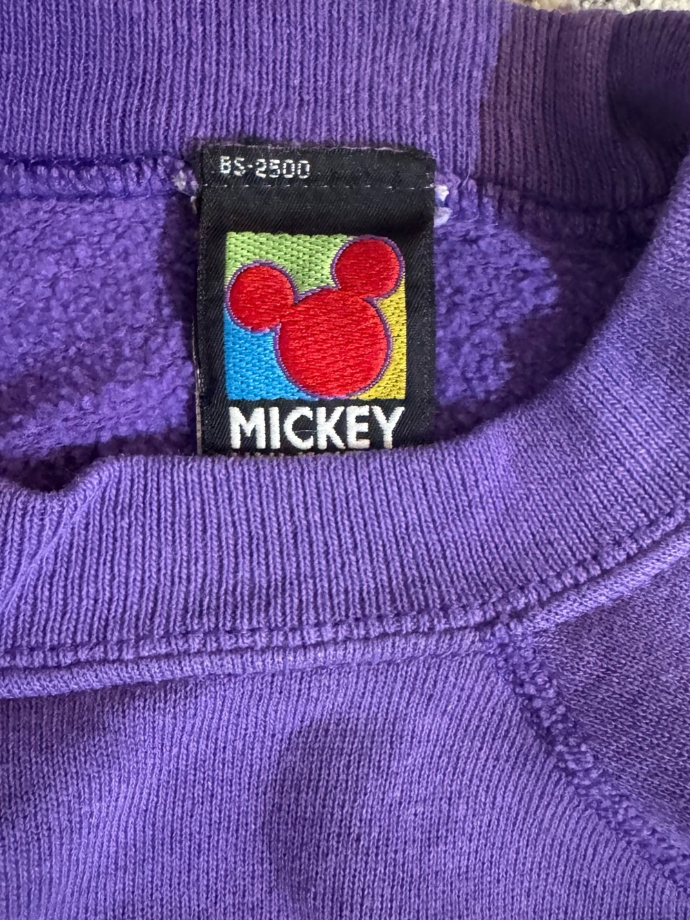 Vintage 80's Mickey Mouse Embroidered Purple Sweatshirt Size S - Picture 4 of 5
